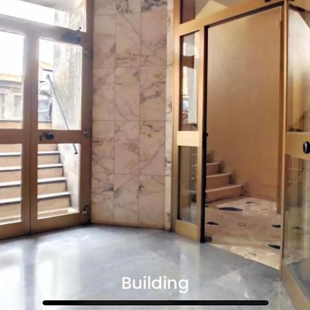 Metro Famagosta - Luminoso Appartamento Con Balcone Free Wifi & Parking 米兰 外观 照片